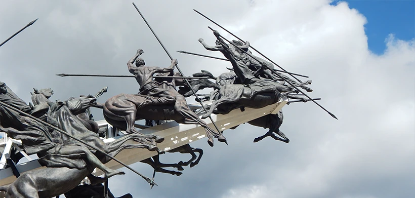El Monumento a los Lanceros