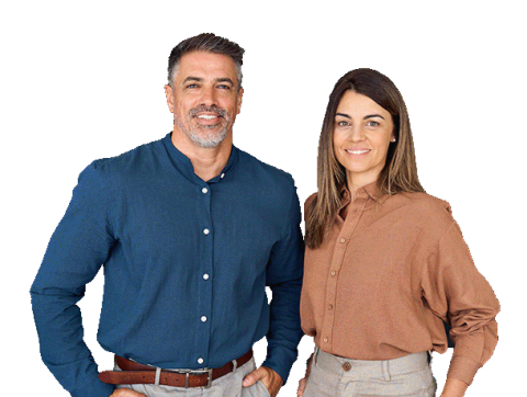 Pareja sonriendo