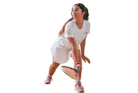 Personas practicando squash