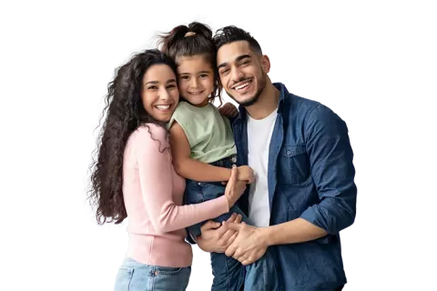 Familia feliz con subsidio familiar