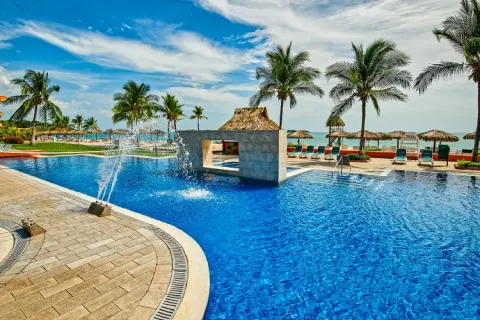 Vacaciones en una piscina