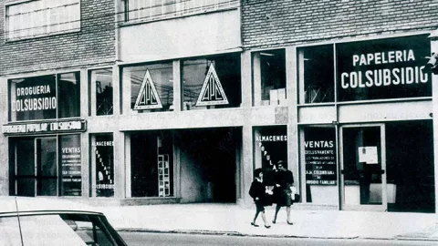 Droguerías Colsubsidio, apertura 1963