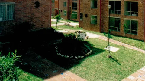 Entrega de viviendas en Ciudadela Colsubsidio 1989