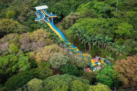 Parque acuático y de conservación Piscilago: tobogán.