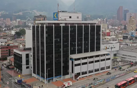 edificio administrativo colsubsidio