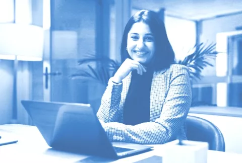 Capacitación y mentoría para promover la inclusión de género.