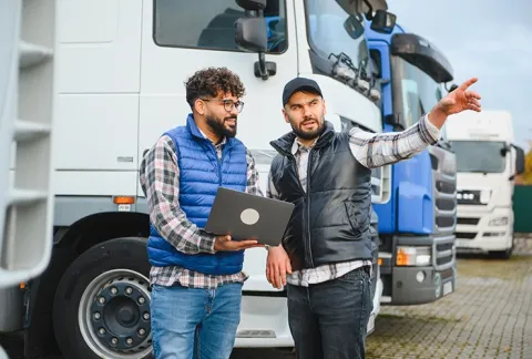 Trabajadores estudian transporte y distribución en Colsubsidio